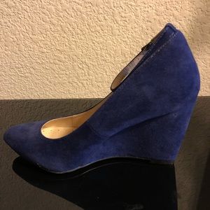 Royal blue wedge
